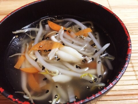 モヤシとシメジの中華スープ